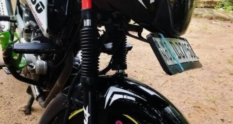 BAJAJ PULSAR 150 2016