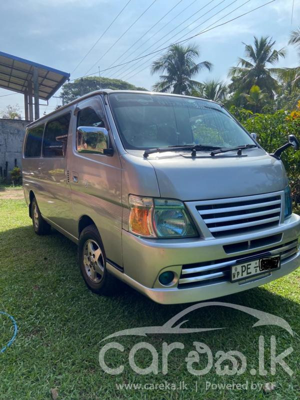 NISSAN CARAVAN 2006