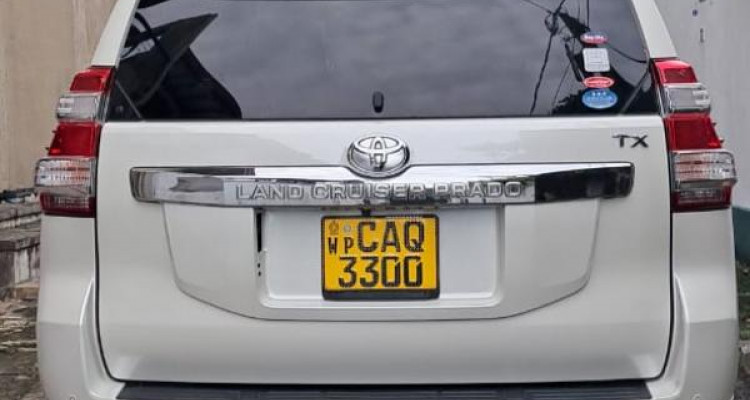 TOYOTA LAND CRUISER PRADO 150 2015