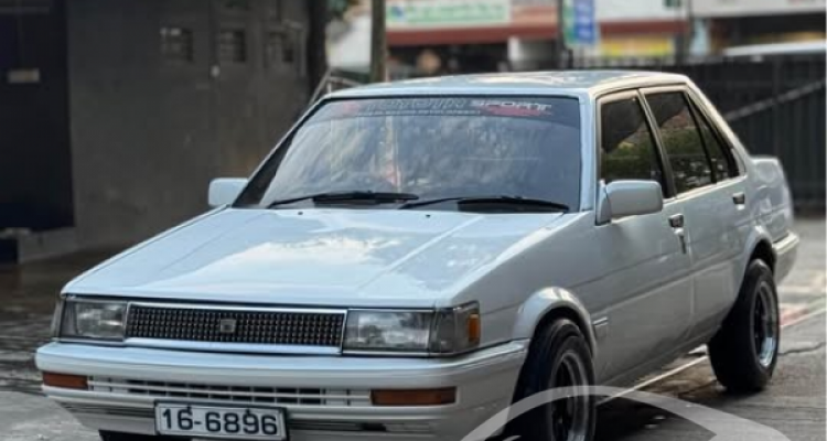 TOYOTA COROLLA AE81 1985
