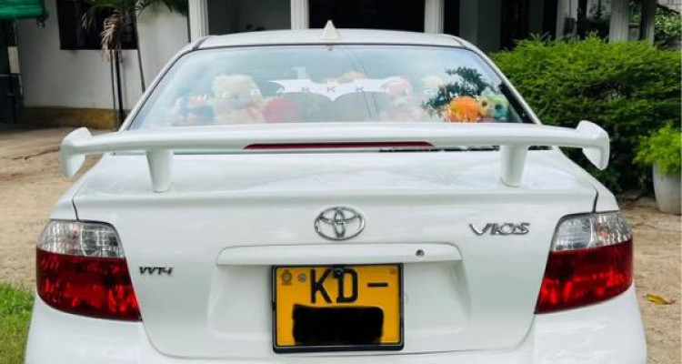 TOYOTA VIOS 2003