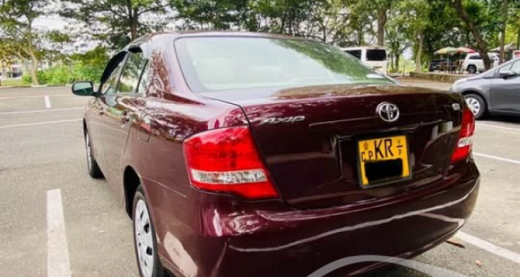 TOYOTA AXIO 2011