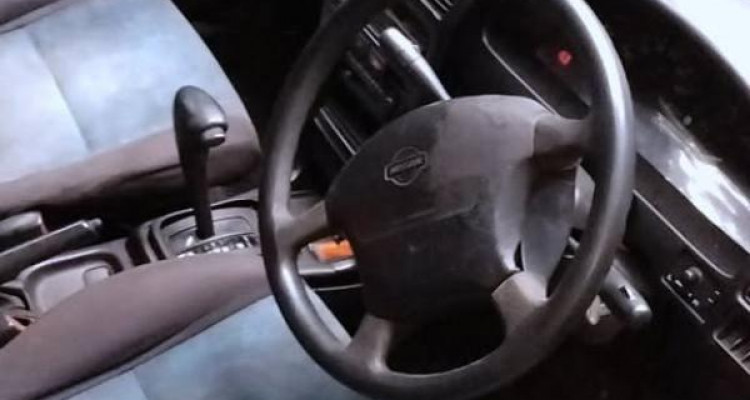 NISSAN WINGROAD Y10 2000