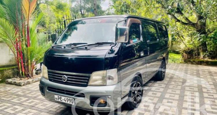 NISSAN CARAVAN E25 2002