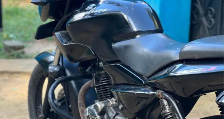 BAJAJ PULSAR 135 2012