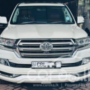 TOYOTA LAND CRUISER V8 2017