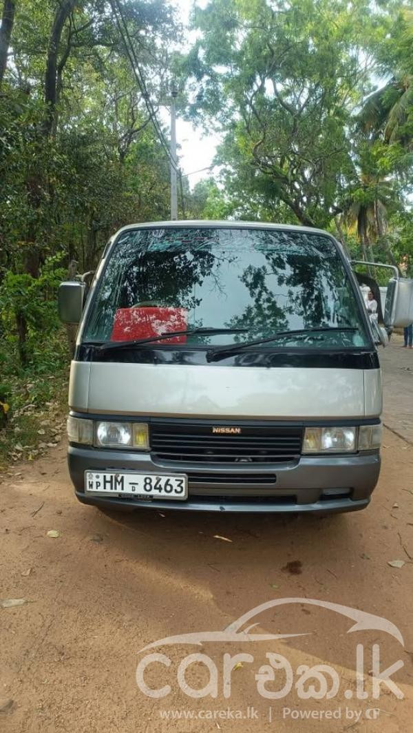 NISSAN CARAVAN 1999