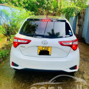 TOYOTA VITZ 2018