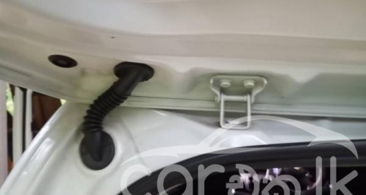 SUZUKI WAGON R FX 2018