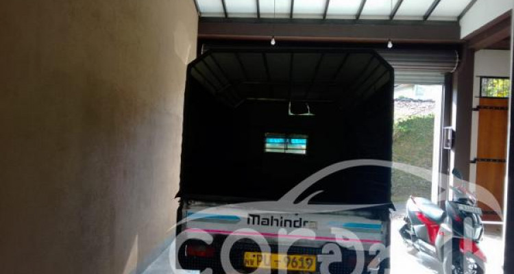 MAHINDRA MAXXIMO 2012