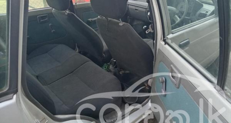 SUZUKI MARUTI 800 2012