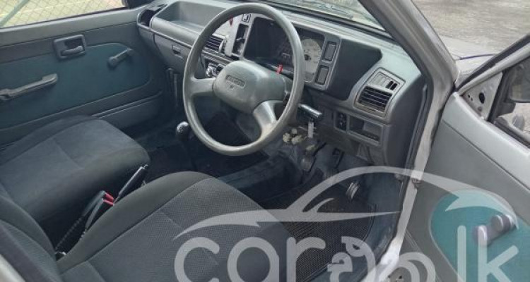 SUZUKI MARUTI 800 2012