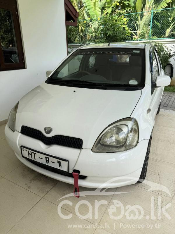 TOYOTA VITZ 1999