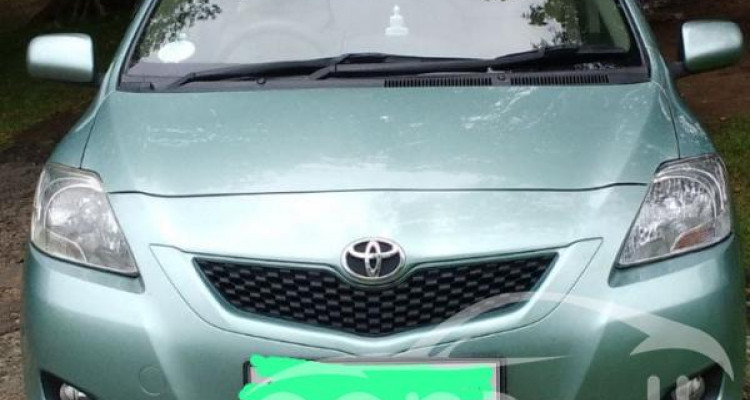 TOYOTA YARIS 2008
