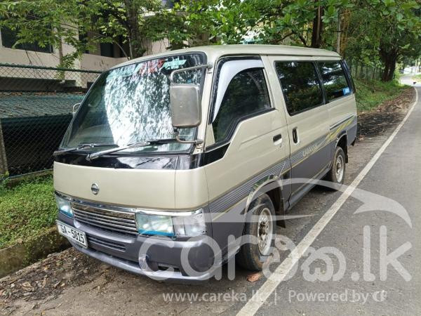 NISSAN CARAVAN 1995