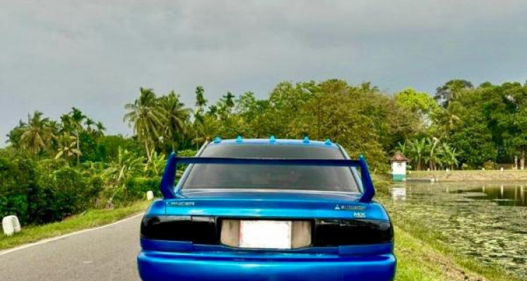 MITSUBISHI LANCER CB2 1992