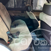 NISSAN TRAD SUNNY 1986