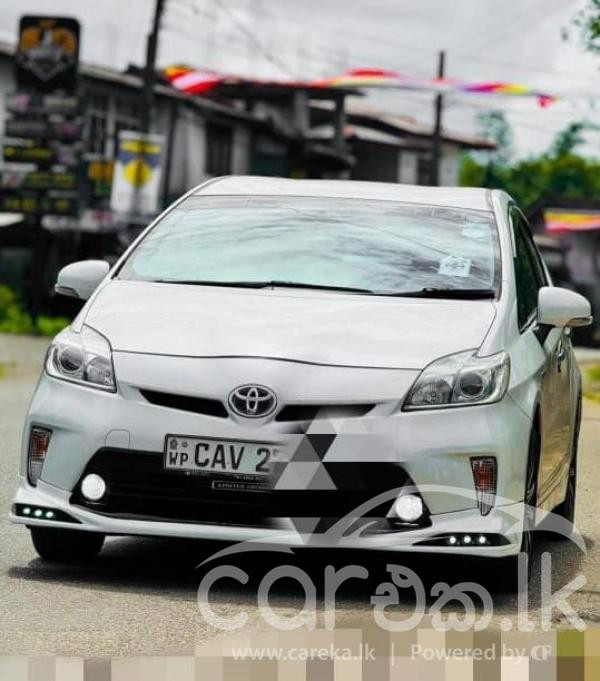 TOYOTA PRIUS 2013