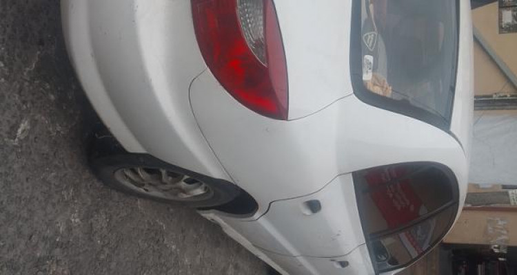 KIA RIO 2001