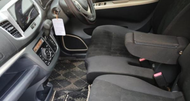 SUZUKI WAGON R STINGRAY 2014