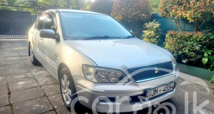 MITSUBISHI LANCER CS2 2001