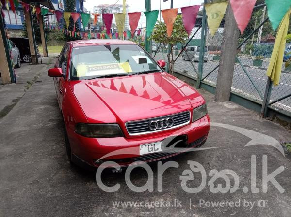 AUDI A4 2001