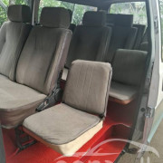 TOYOTA HIACE LH60 1983