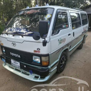 TOYOTA HIACE LH60 1983