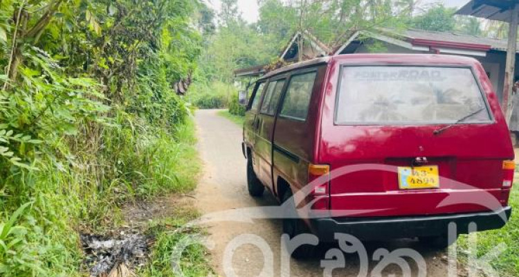 MITSUBISHI DELICA 1983