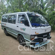 TOYOTA HIACE LH60 1983