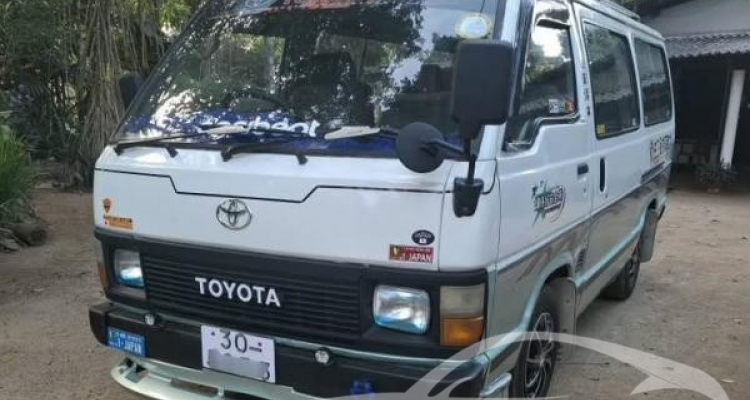TOYOTA HIACE LH60 1983