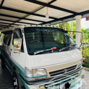TOYOTA HIACE 1992