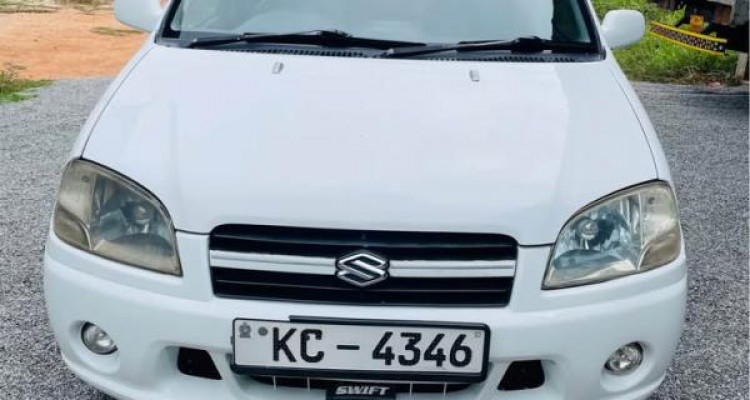 SUZUKI SWIFT 2004