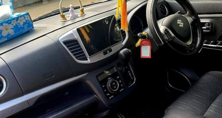 SUZUKI WAGON R STINGRAY 2014