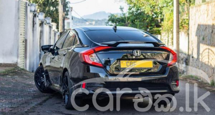 HONDA CIVIC 2018