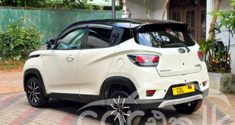 MAHINDRA KUV100 2020