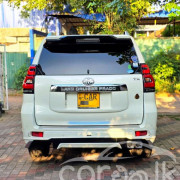 TOYOTA LAND CRUISER PRADO 150 2015