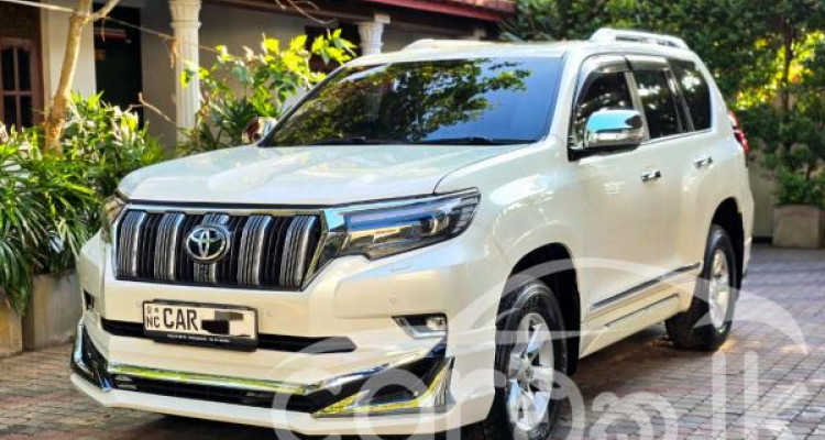 TOYOTA LAND CRUISER PRADO 150 2015