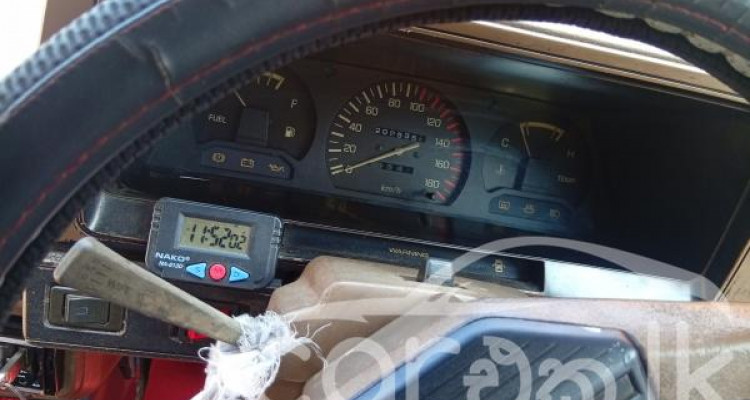 NISSAN SUNNY B11 1984