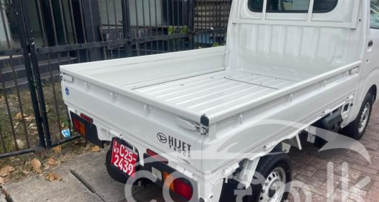 DAIHATSU HIJET 2023