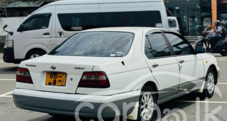 NISSAN BLUEBIRD 1996