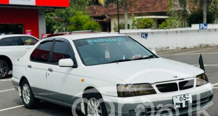 NISSAN BLUEBIRD 1996