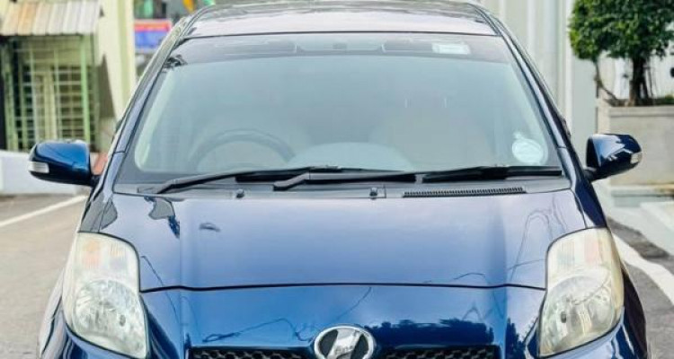 TOYOTA VITZ 2007