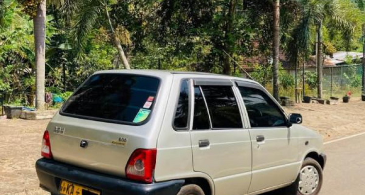 SUZUKI MARUTI 800 2005