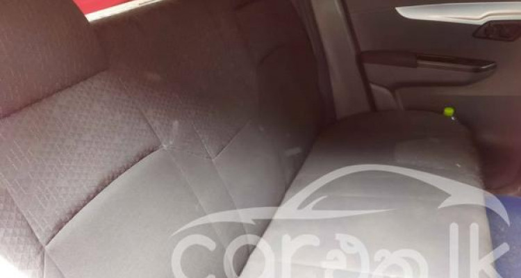 MAHINDRA KUV100 2020