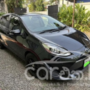 TOYOTA AQUA 2019
