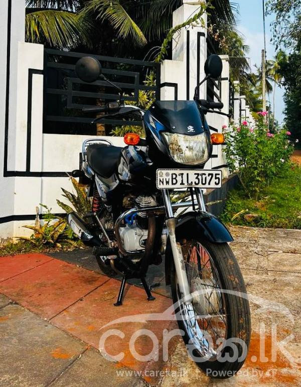 BAJAJ CT100 2019