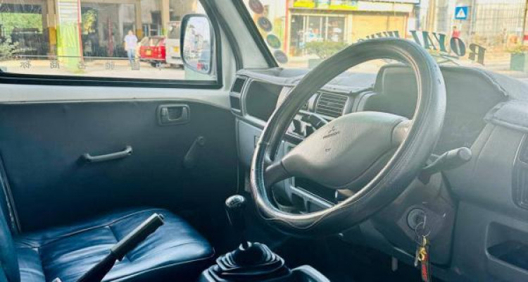 MITSUBISHI MINI TRUCK 2002