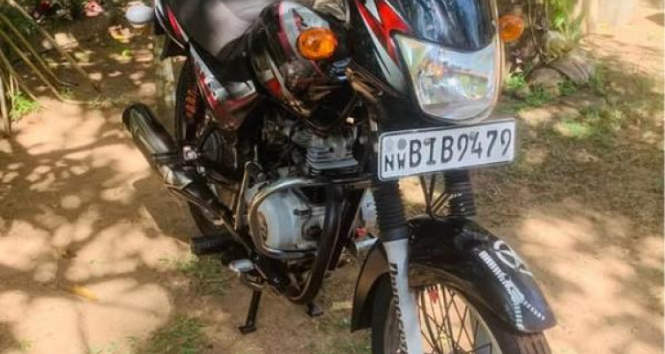 BAJAJ CT100 2019