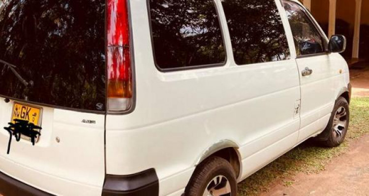 TOYOTA NOAH CR41 1997